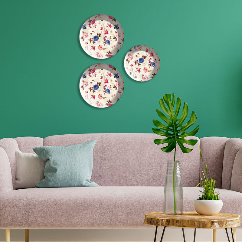 Beautiful Pink & Blue Floral Pattern Wall Plates Painting Set of Three