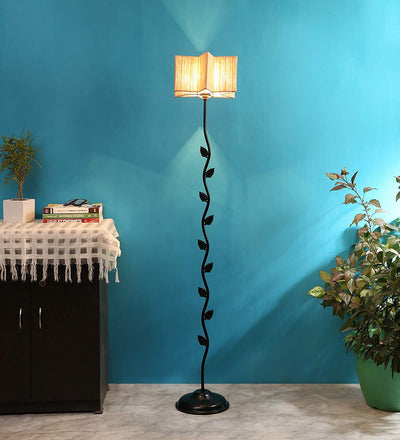 Bamboo Star Leaf Iron Floor Standing Lamp (Natural)