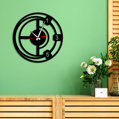Circles Design Wood Analog Wall Clock