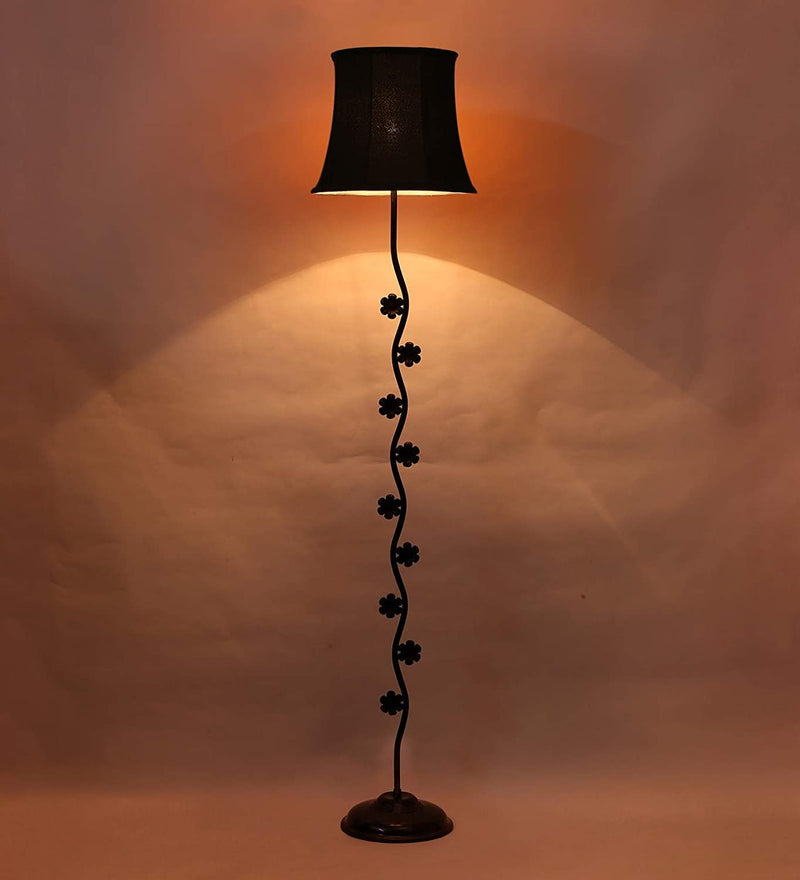 DecorGlance Lamps Soft Back Cotton Black Designer Flower Iron Floor Standing Lamp (Black)