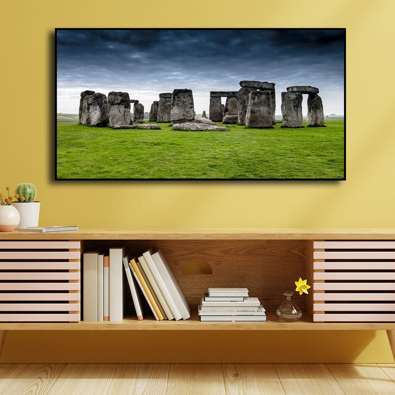 DecorGlance Posters, Prints, & Visual Artwork Stonehenge in Wiltshire Canvas Floating Frame Wall Painting