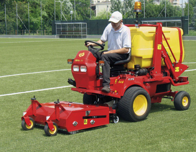 lawnmower-dalam-sepak-bola
