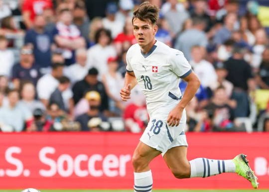 ardon-jashari-tolak-west-ham-dan-nottingham-forest