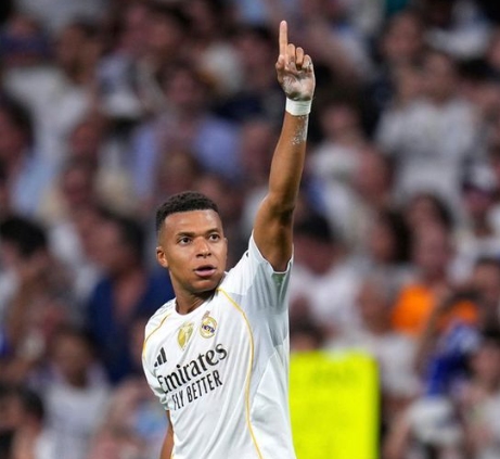 motm-pertandingan-olympiakos-vs-real-madrid-mbappe